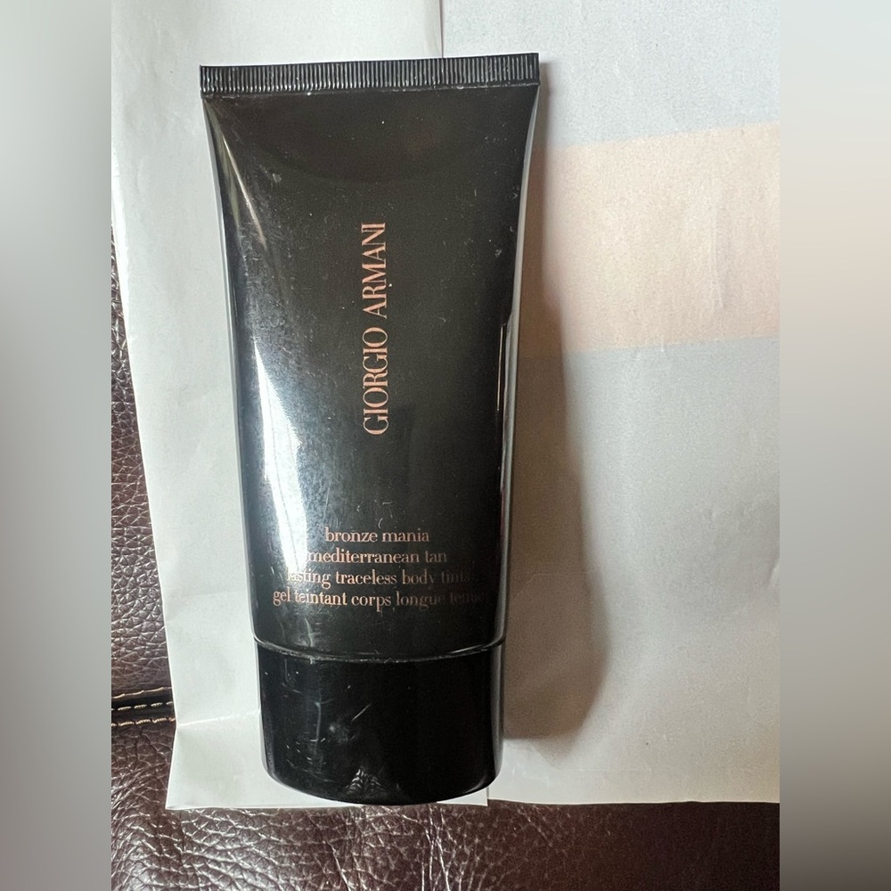 Giorgio Armani Bronze Body Tint Used a very little 150ml